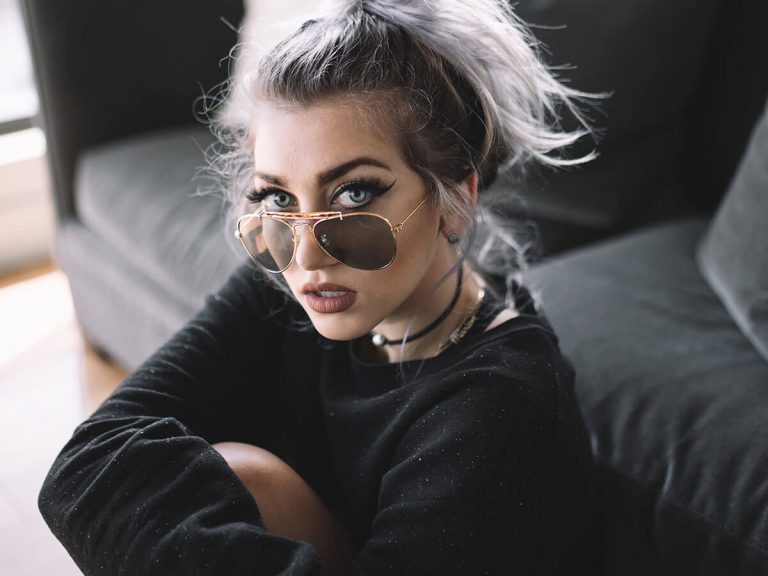 How To Photograph A Model Like A Professional