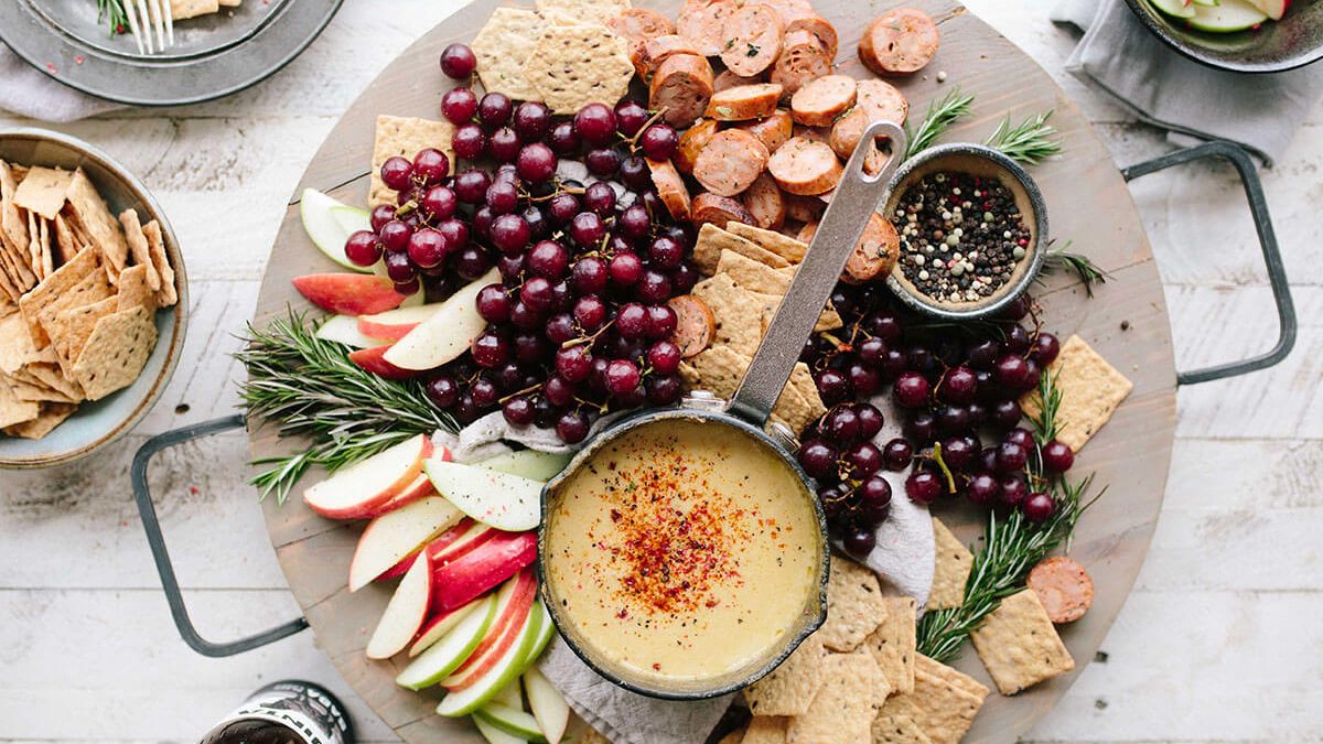 Tips&Tricks: Extra Hidden Platter In Case Everyone Is Hungry