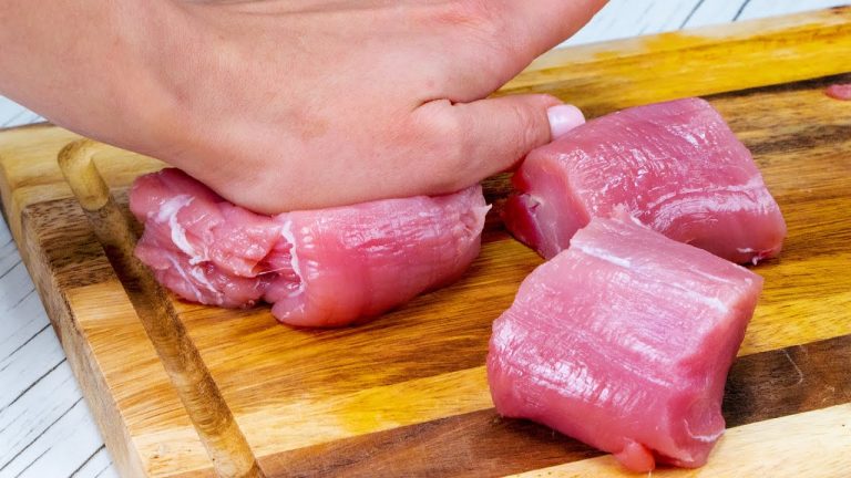 Cook the pork meat like at the restaurant! Super simple recipe