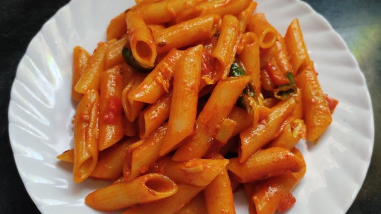 very easy pasta recipe😋! tomato garlic pasta ! how to make pasta!no vegetables pasta!
