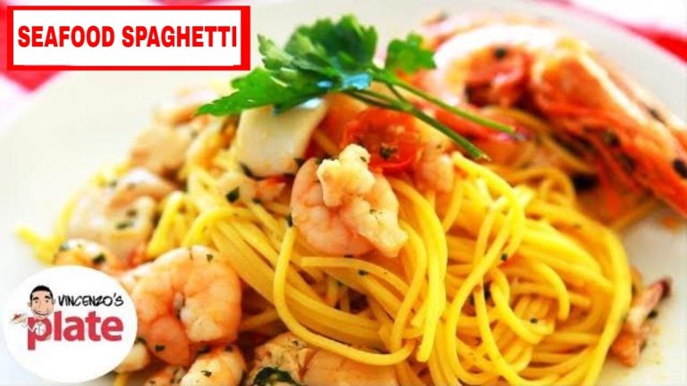 AWESOME SEAFOOD SPAGHETTI RECIPE | Italian Seafood Pasta Recipe