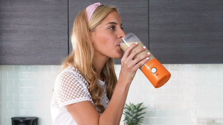 10 Smoothie Recipes to make with your BlendJet Portable Blender