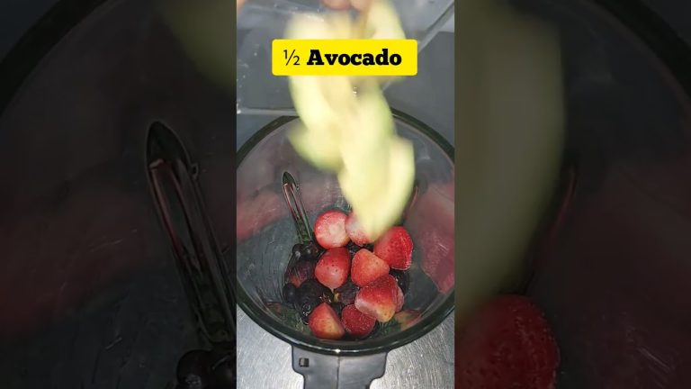 Smoothie Recipe| How to make smoothie at home #shorts #youtubeshorts #shortvideo