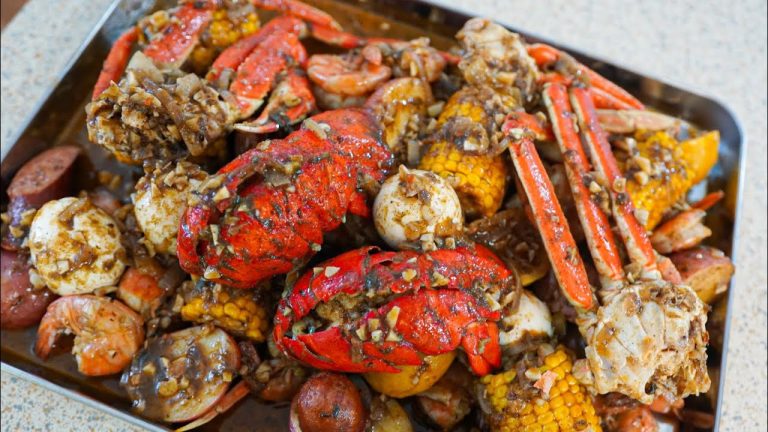 Seafood Boil Recipe with Heineken Jerk Butter Sauce 🔥🔥