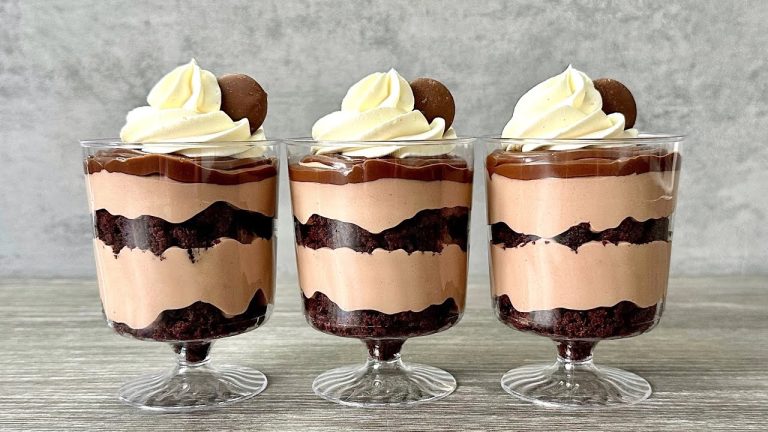 Nutella dessert cups – Easy and Yummy no bake dessert for Nutella lovers!