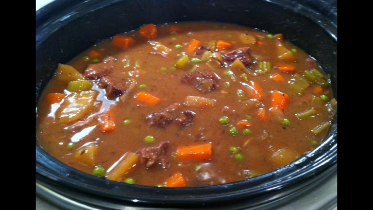 Easy Slow Cooker Beef Stew | One Pot Chef