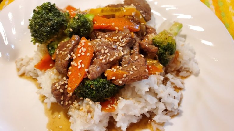 EASY SESAME BEEF WITH VEGGIES || LOW SODIUM RECIPE || THE UNSALTED KITCHEN