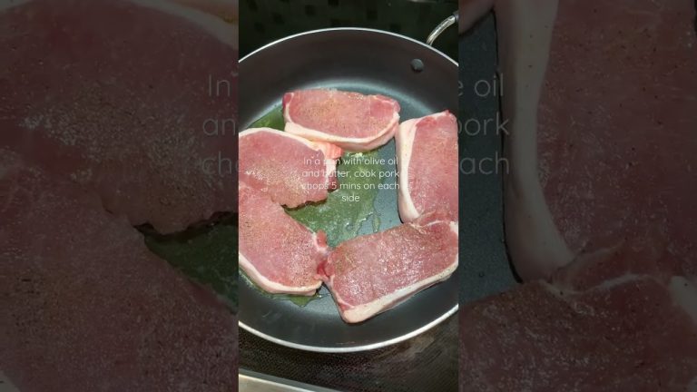 Pan Cooked Pork Chops #shorts #pork #porkchoprecipe