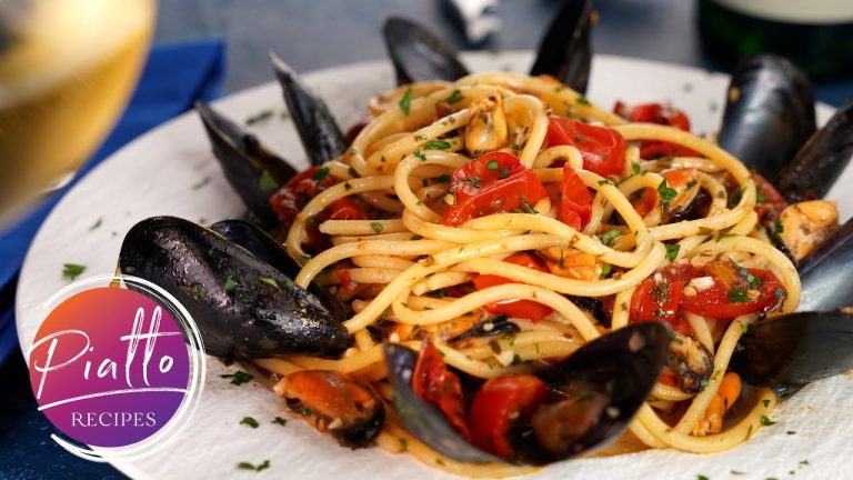 Seafood Pasta Recipe | SPAGHETTI with MUSSELS, White Wine and Tomatoes