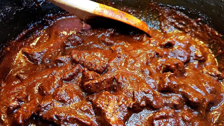 CHILE CON CARNE | Red Chili Beef Stew | Beef Chile Colorado Recipe
