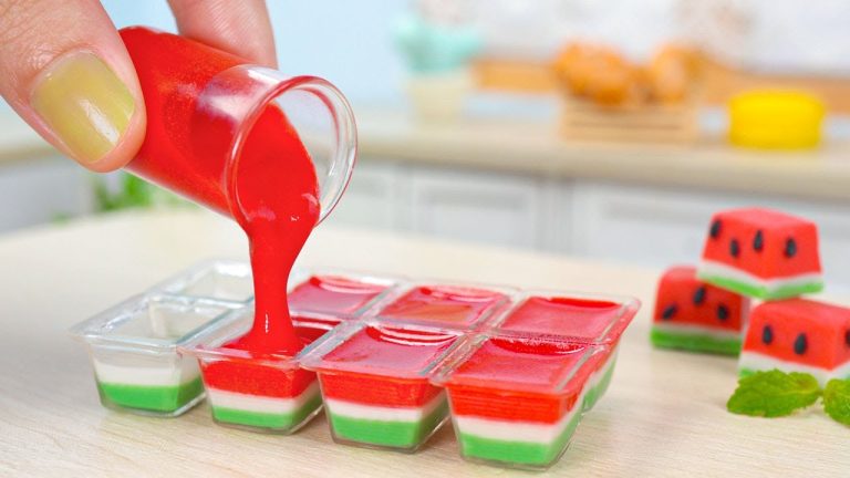 🍉 Awesome Miniature Watermelon Chocolate Recipe | Yummy Tiny Dessert Tutorial | DIY Miniature