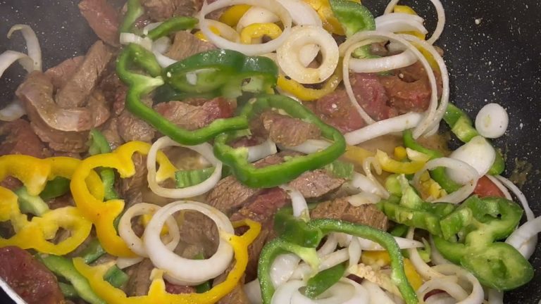 COOKING WITH WOOD 🪵Easy way to make the tastiest Pepper Steak recipe for your BIG FAMILY