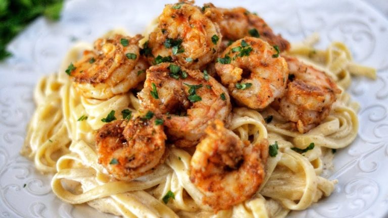 THE BEST CAJUN SHRIMP FETTUCCINE ALFREDO PASTA RECIPE!