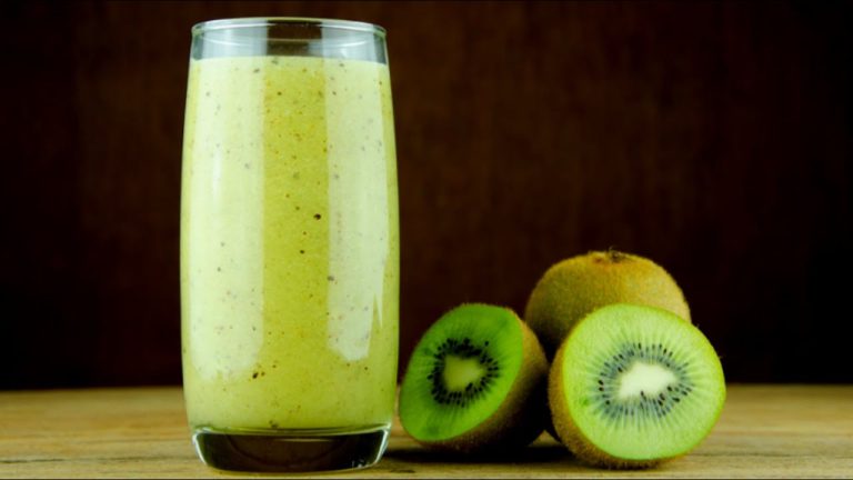 Kiwi Smoothie, How To Make Kiwi Smoothie Recipe, Smoothie Recipe, Yummy Smoothie, Survival Skill
