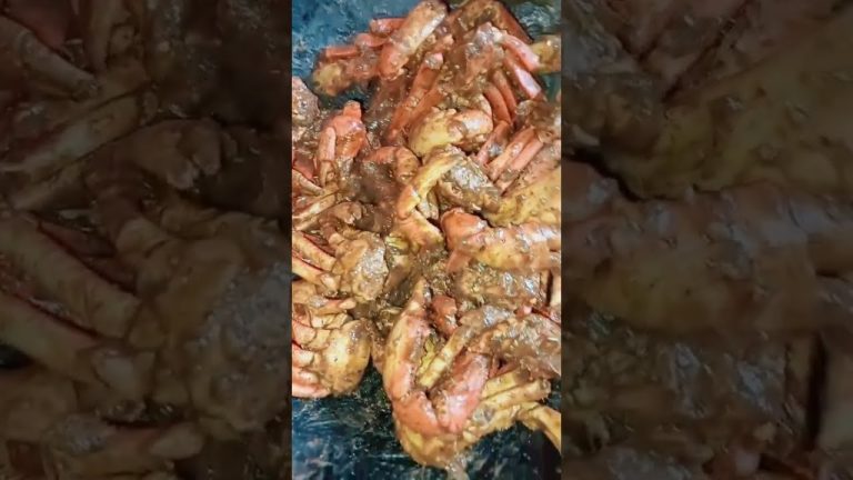 CRAB 🦀 | Crab Recipe #crab #crabrecipes #seafood #shorts  @sweetandspicylanka