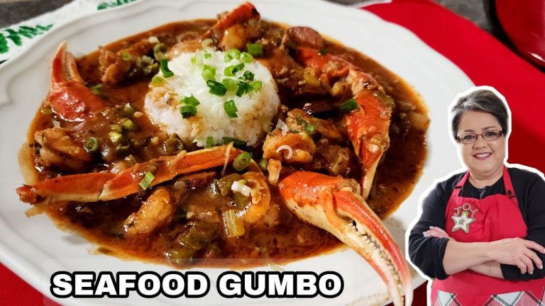 Seafood Gumbo // Homemade Seasoning