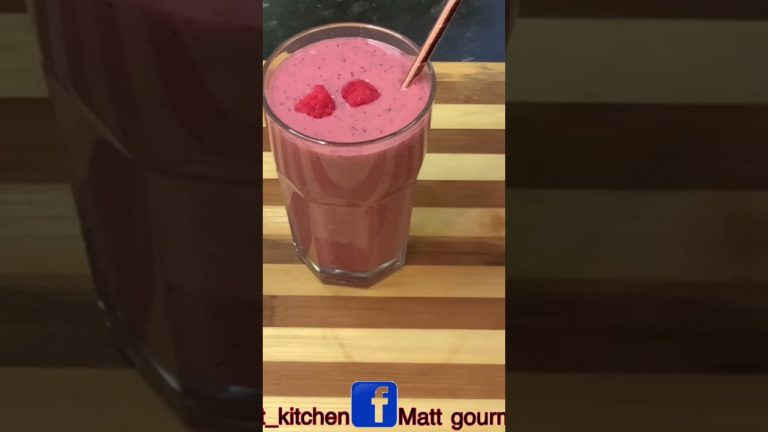 How To Make Berry Berry Mix Smoothie Recipe #Shorts#Shortsfired#ShortsBeta