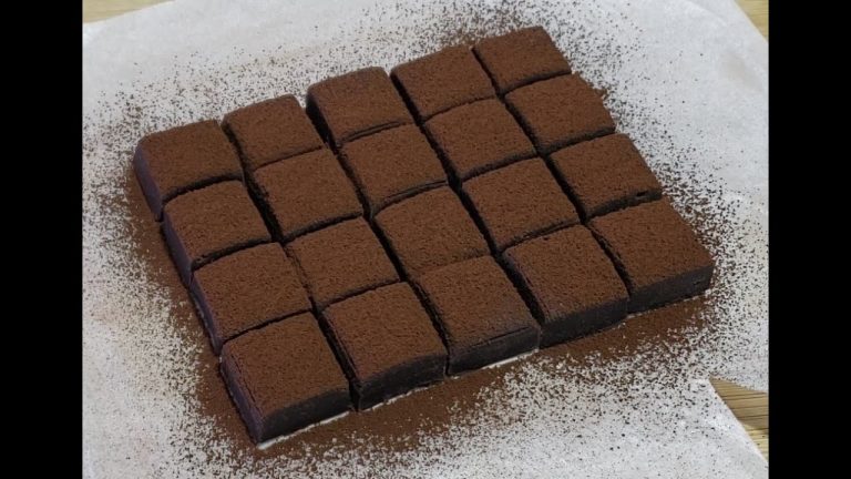 Easy 2 Ingredients Chocolate Recipe for Christmas | Homemade Chocolate Recipe | Chocolate Dessert