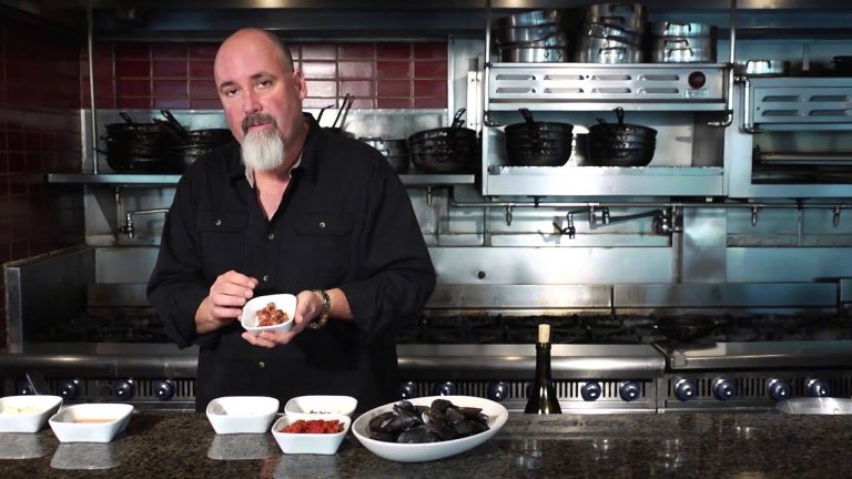 Which Pot Do I Use to Steam Mussels? : Fish & Seafood Recipes