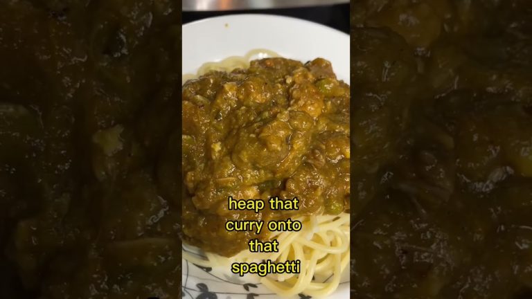 CURRY on SPAGHETTI 😳