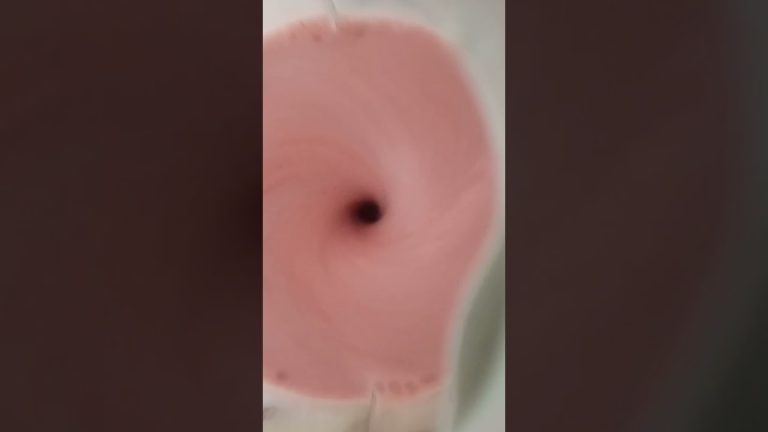 strawberry smoothie recipe #strawberrysmoothie