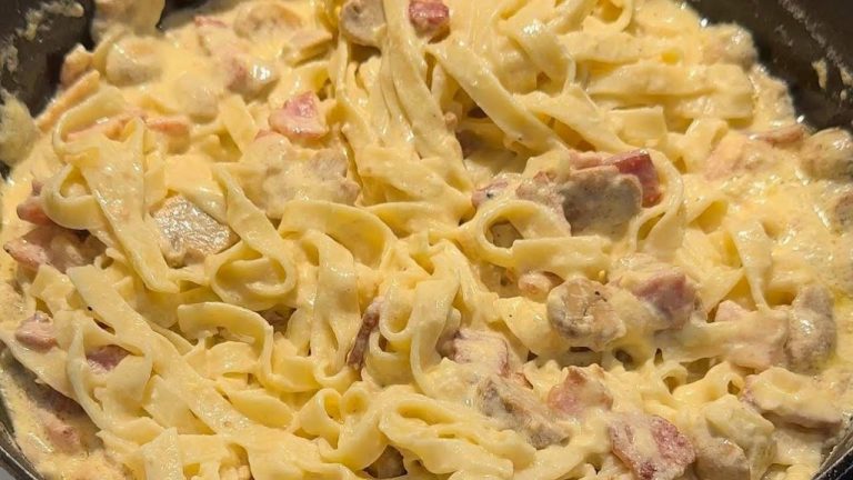 Creamy Mushroom Pasta Recipe