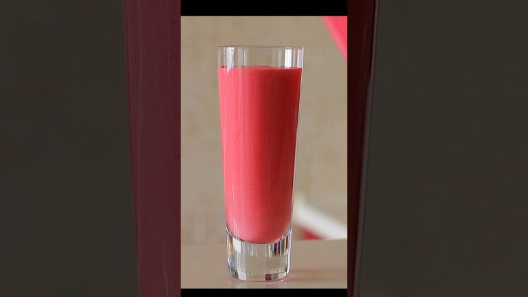 Strawberry Smoothie Recipe / สมูทตี้สตอเบอรี่