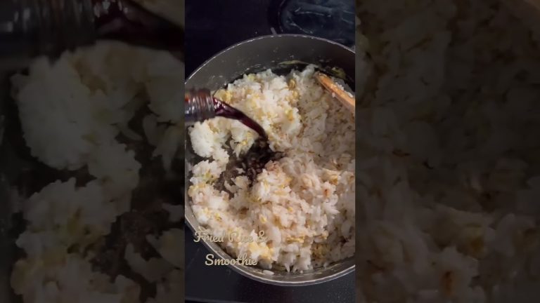Quick Lunch Idea!! #friedrice #smoothie #shorts #lunch #recipe #short #tasty
