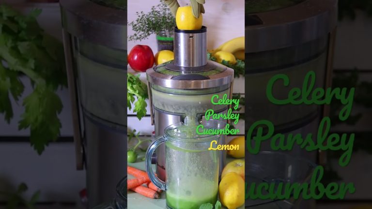 Green Juice Recipe 🥕 Lose weight and get healthy by juicing #shorts