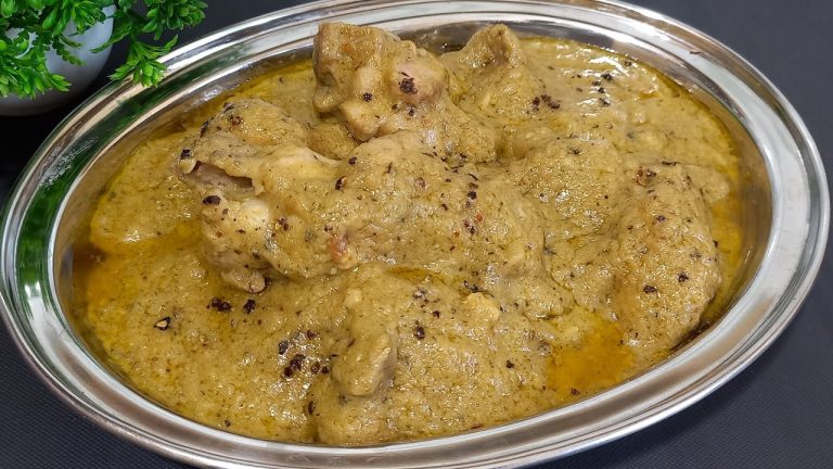 White Chicken Recipe | Chicken Kali Mirch Recipe | Chicken Curry Recipe