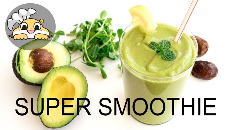Smoothie Recipes | Green smoothie with Avocado, Kale & Dates