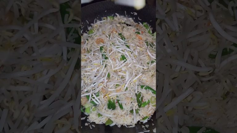 Easy Shrimp Fried Rice #shorts #cooking #food #recipe #seafood