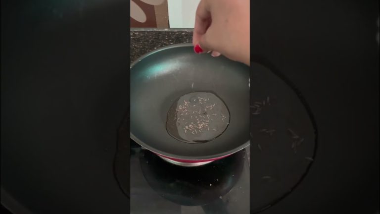 Vegetables or bread se banao yeh nashta 😊 | Bread breakfast recipe #shorts