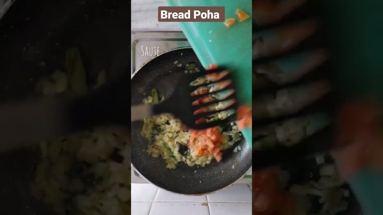 Bread Poha | Breakfast Recipe | Quick & Tasty Breakfast Recipes | Easy Recipes #shorts #breakfast