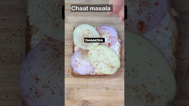 😍 SPECIAL BOMBAY STYLE SANDVICH 😍 #sandvich #bread #recipe #instant @ShraddhaVerma35 #shorts