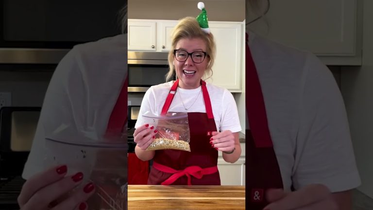 DIY Onion Dip: Kitchen Hack Advent Calendar Day 16 #Shorts