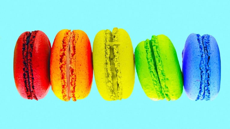 14 TASTY DESSERT RECIPES TO MAKE IN 5 MINUTES