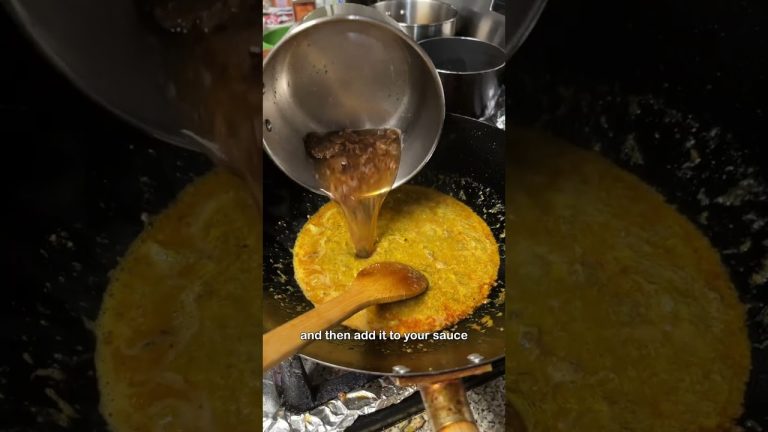 My Mom’s Vietnamese Tamarind Crab Recipe in 30 Minutes (Cua Rang Me) #shorts