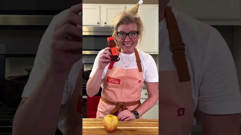 How To Keep Fruit From Browning: Kitchen Hack Advent Calendar Day 2 #Shorts