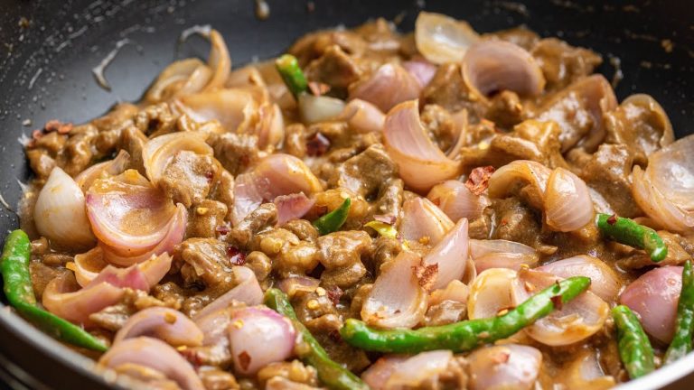 Quick Delicious Chili Beef Recipe | Beef chili onion recipe