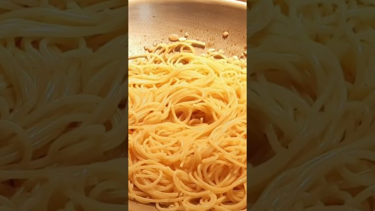 Clam Spaghetti #shorts #hk #yummy #food #seafood #healthyfood #yummylicious #foodislife