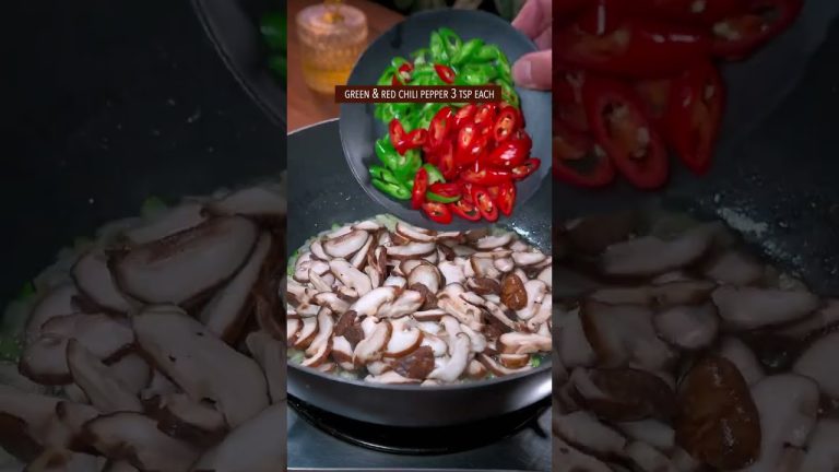 EASY & QUICK MUSHROOM STIR-FRY RECIPE #recipe #chinesefood #mushroom #cooking #vegetables #shorts