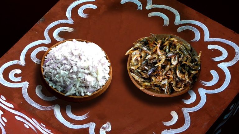 HOW TO MAKE DRY PRAWNS FRY WITH ONIONS | AMAZING SEAFOOD RECIPES | TRADITIONAL FOODS