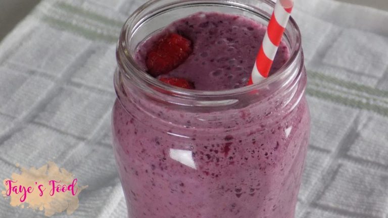 Triple-Berry Smoothie Recipe