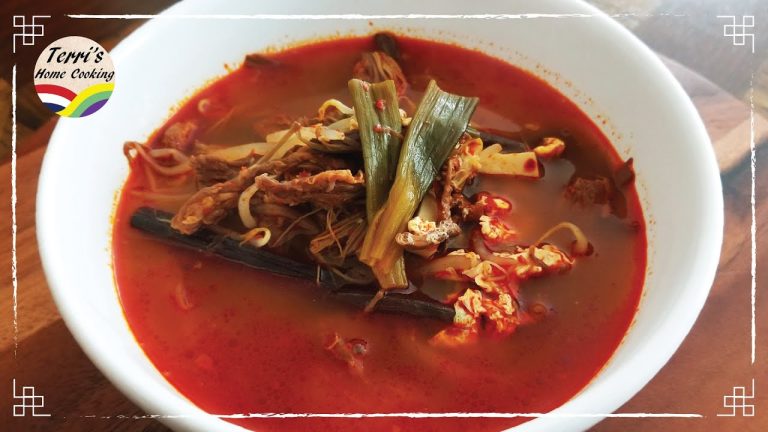 [ASMR Cooking] Yukgaejang (Spicy Beef & Vegetable Soup)| Easy Korean Recipes