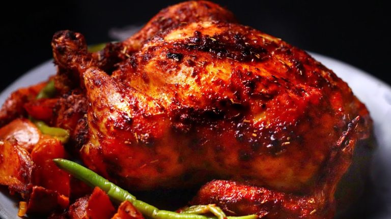 സോഫ്റ്റ് & ജൂസി റോസ്‌റ്റഡ്‌ ചിക്കൻ | Roasted Full Chicken Recipe Malayalam | Christmas Dinner Recipe