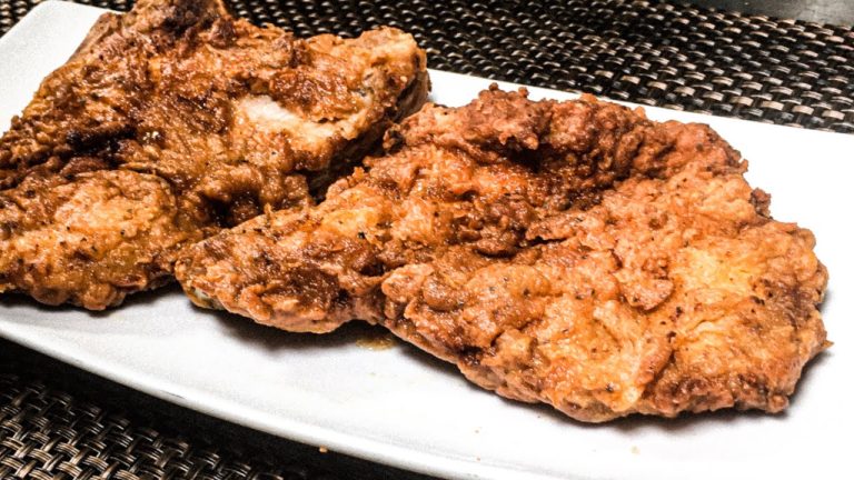 Best Southern Fried Pork Chops recipe  | How to fry Pork Chops in a cast iron skillet