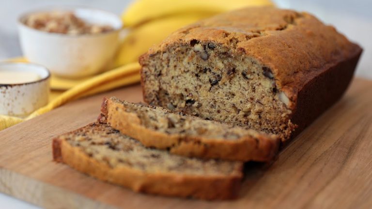 The PERFECT Banana Bread Recipe – Baking Basics