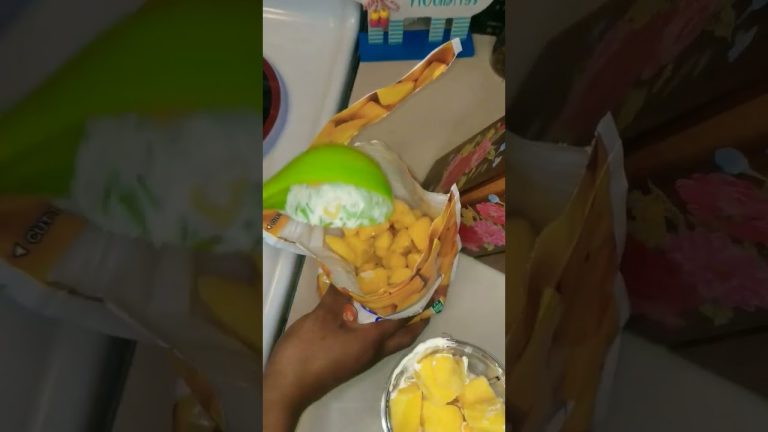 Morning smoothie #smoothierecipes #smoothie #smoothiechallenge #smoothies #mealreplacement #shorts