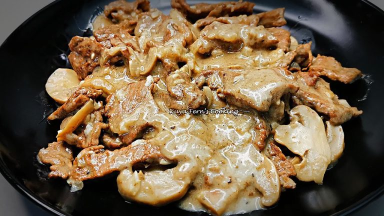HOW TO MAKE SIMPLE CREAMY BEEF AND MUSHROOM!!!